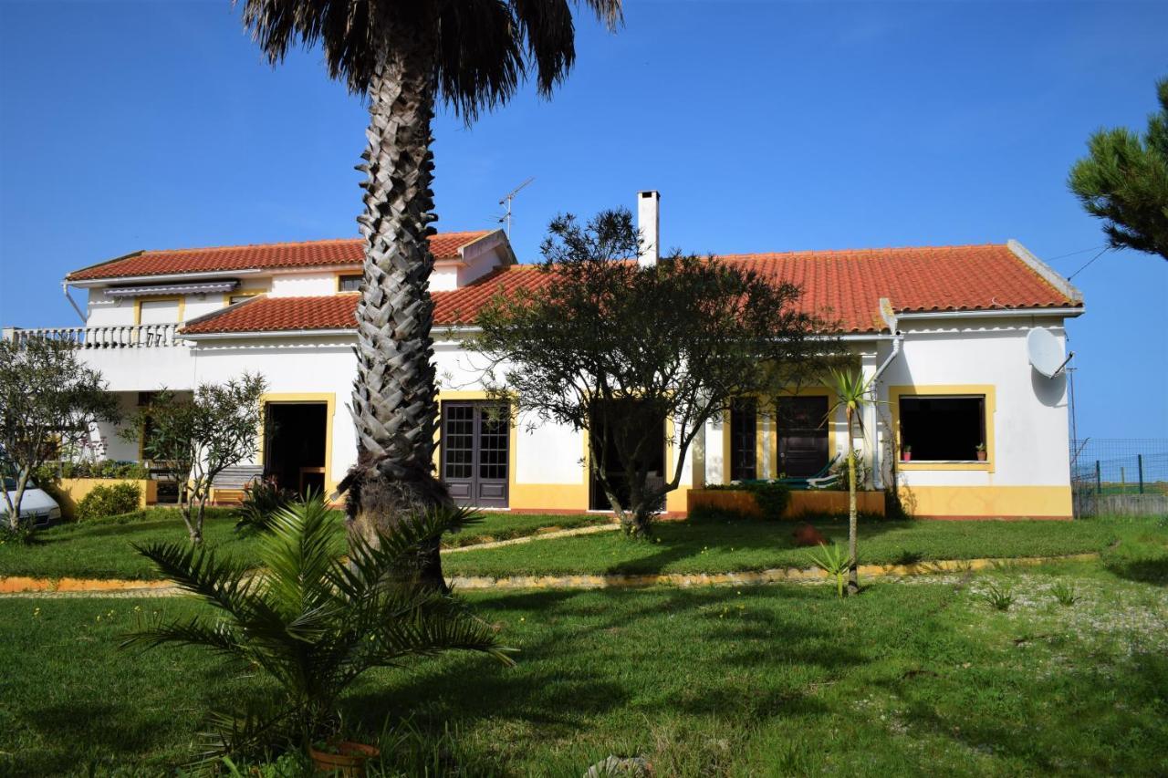 Casa Jardim Peniche Bed & Breakfast Sao Bernardino Bagian luar foto